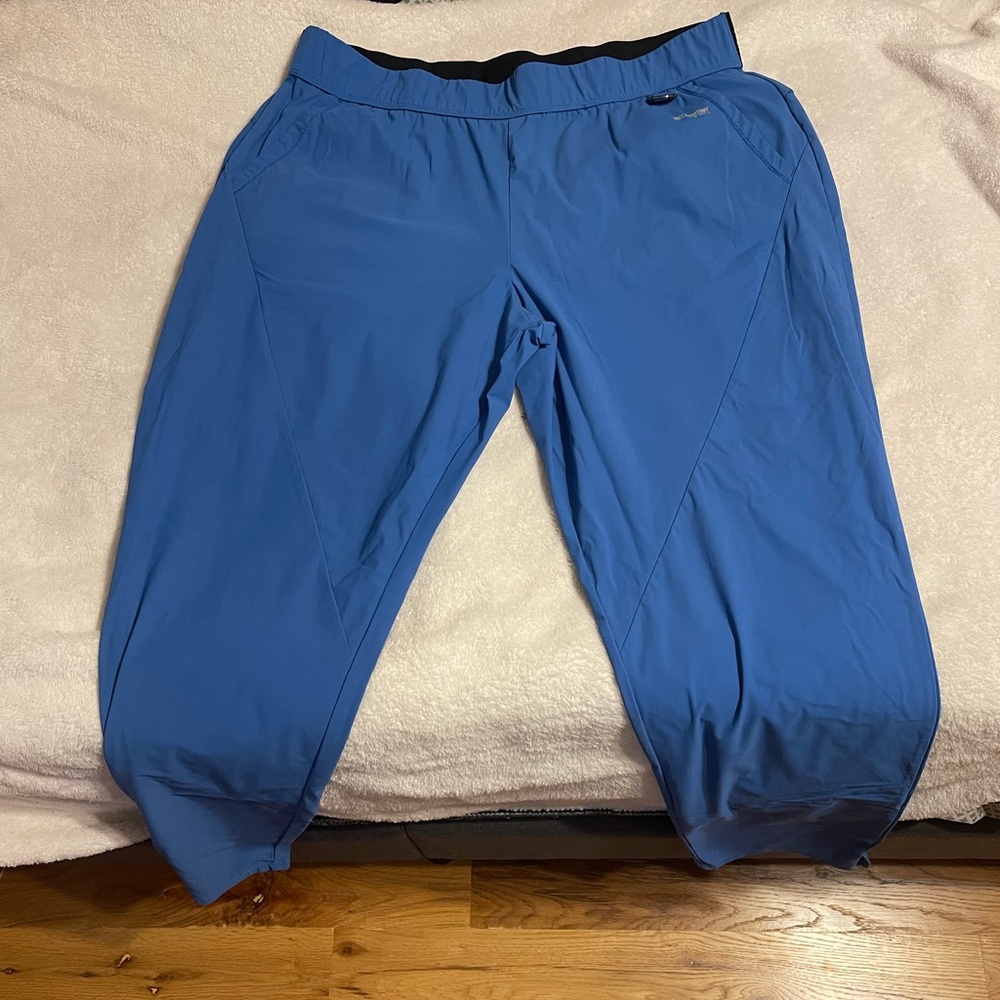 Grey’s Anatomy scrub pants